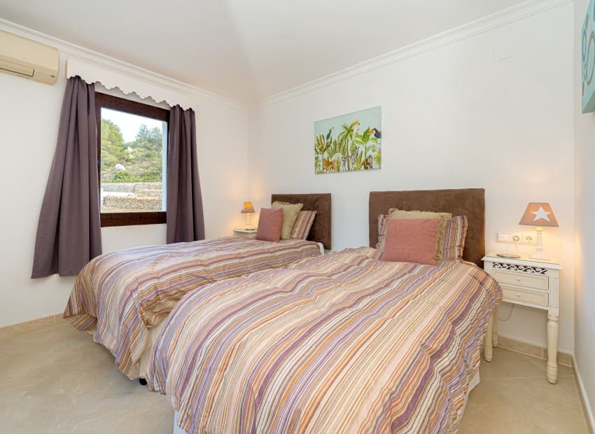 5 soverom Villa til salgs i Lliber med svømmebasseng garasje - € 660 000 (Ref: 9451494)