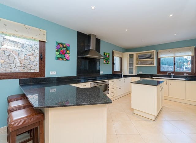 5 quarto Moradia para venda em Llíber com piscina garagem - 660 000 € (Ref: 9451494)