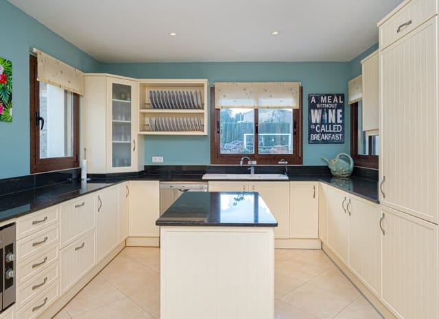 5 quarto Moradia para venda em Llíber com piscina garagem - 660 000 € (Ref: 9451494)