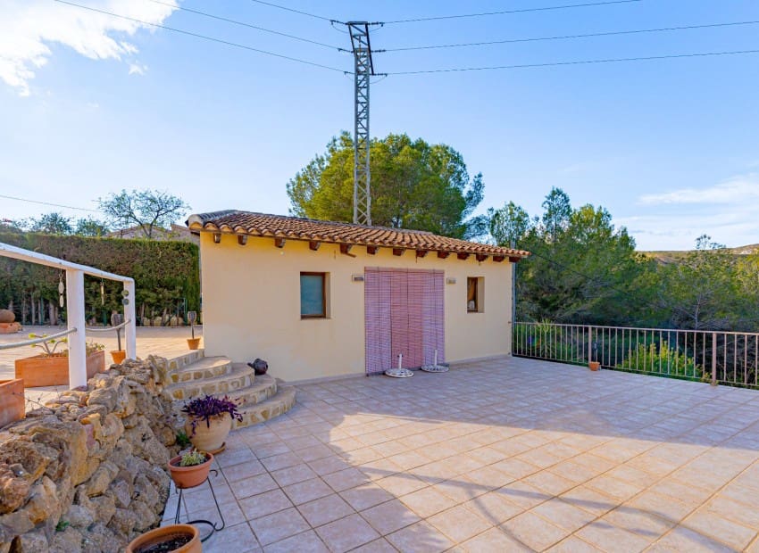 5 soverom Villa til salgs i Lliber med svømmebasseng garasje - € 660 000 (Ref: 9451494)