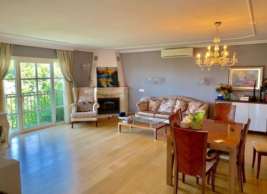 3 makuuhuone Huvila myytävänä paikassa Altea mukana uima-altaan - 791 000 € (Ref: 9454712)