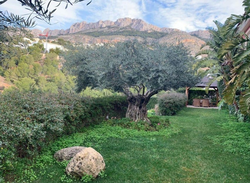 3 makuuhuone Huvila myytävänä paikassa Altea mukana uima-altaan - 791 000 € (Ref: 9454712)