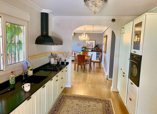 3 makuuhuone Huvila myytävänä paikassa Altea mukana uima-altaan - 791 000 € (Ref: 9454712)