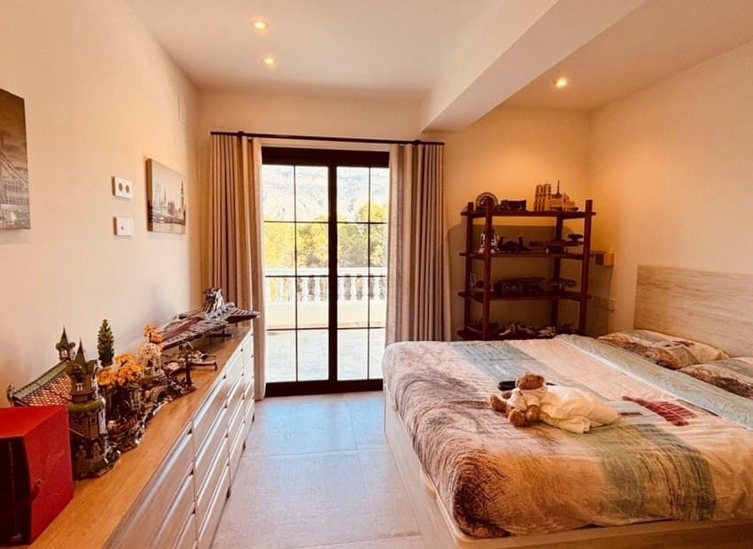 5 sovrum Villa till salu i Altea med pool - 2 500 000 € (Ref: 9454795)