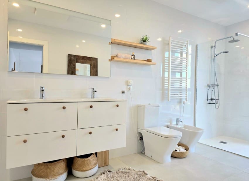 Chalet de 3 habitaciones en Altea en venta con piscina - 890.000 € (Ref: 9454796)