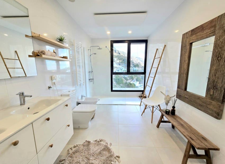 Chalet de 3 habitaciones en Altea en venta con piscina - 890.000 € (Ref: 9454796)