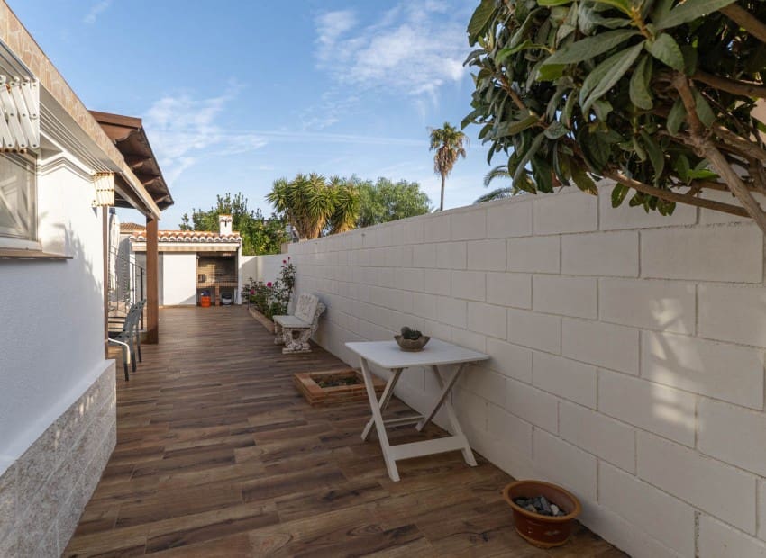 3 sovrum Villa till salu i Denia med pool - 465 000 € (Ref: 9473456)