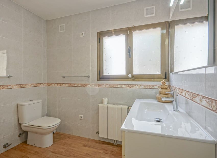 Chalet de 5 habitaciones en Pinosol en venta - 790.000 € (Ref: 9473458)