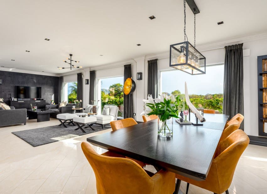 6 bedroom Villa for sale in La Nucia - € 1,800,000 (Ref: 9473459)