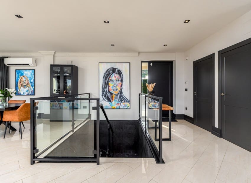 6 bedroom Villa for sale in La Nucia - € 1,800,000 (Ref: 9473459)