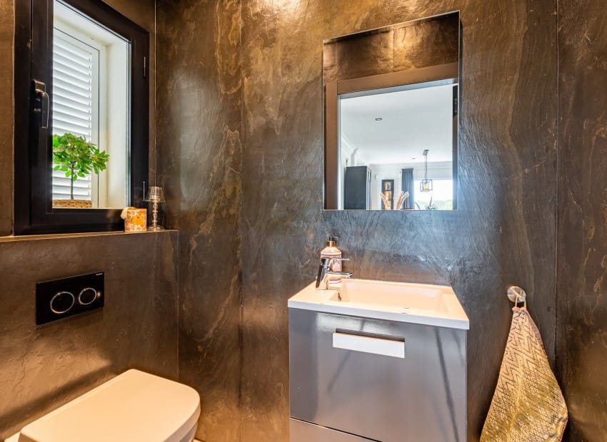 6 bedroom Villa for sale in La Nucia - € 1,800,000 (Ref: 9473459)