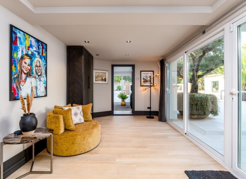 6 bedroom Villa for sale in La Nucia - € 1,800,000 (Ref: 9473459)