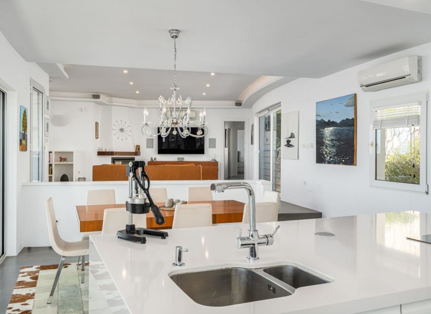 5 makuuhuone Huvila myytävänä paikassa Alfaz del Pi / L'Alfas del Pi - 1 350 000 € (Ref: 9473460)