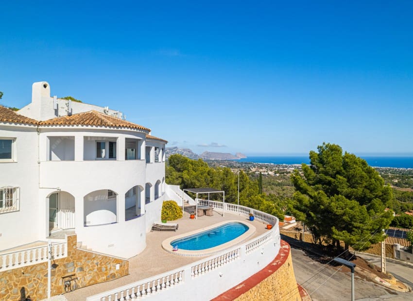 5 makuuhuone Huvila myytävänä paikassa Alfaz del Pi / L'Alfas del Pi - 1 350 000 € (Ref: 9473460)