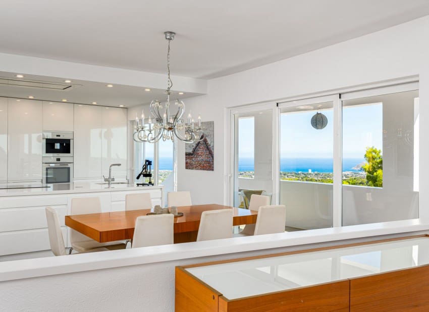 5 makuuhuone Huvila myytävänä paikassa Alfaz del Pi / L'Alfas del Pi - 1 350 000 € (Ref: 9473460)