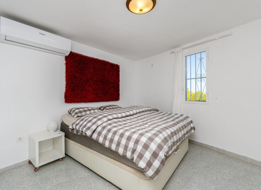 5 makuuhuone Huvila myytävänä paikassa Alfaz del Pi / L'Alfas del Pi - 1 350 000 € (Ref: 9473460)