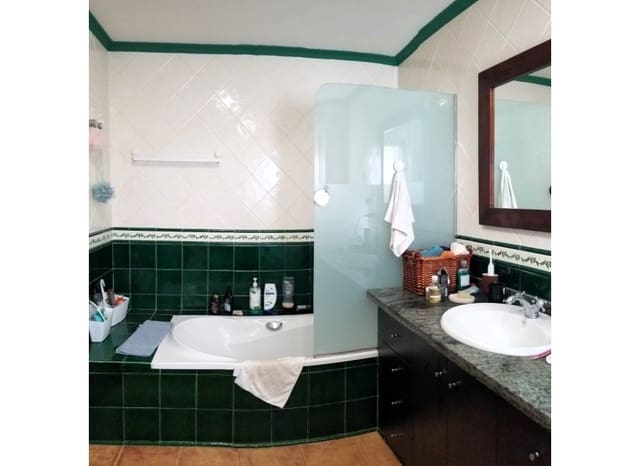 4 slaapkamer Villa te koop in Moralet, Alicante stad met zwembad garage - € 665.000 (Ref: 9486577)