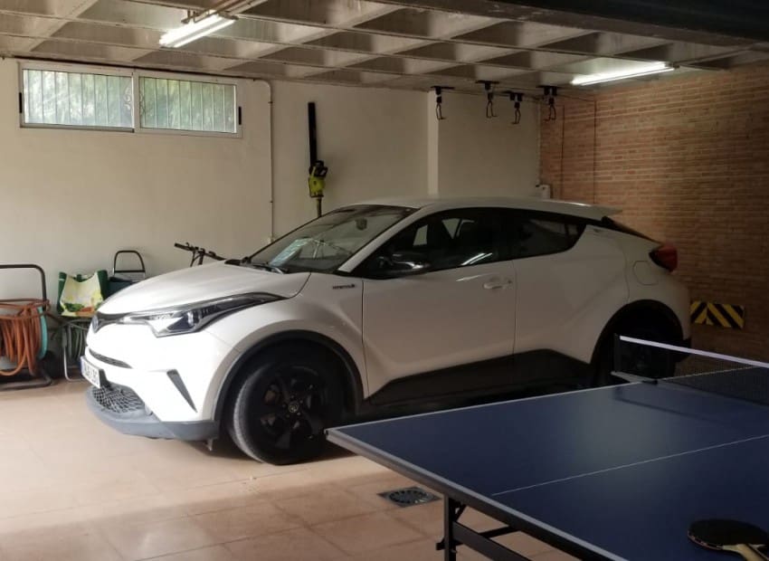 4 slaapkamer Villa te koop in Alicante stad met zwembad garage - € 665.000 (Ref: 9486577)