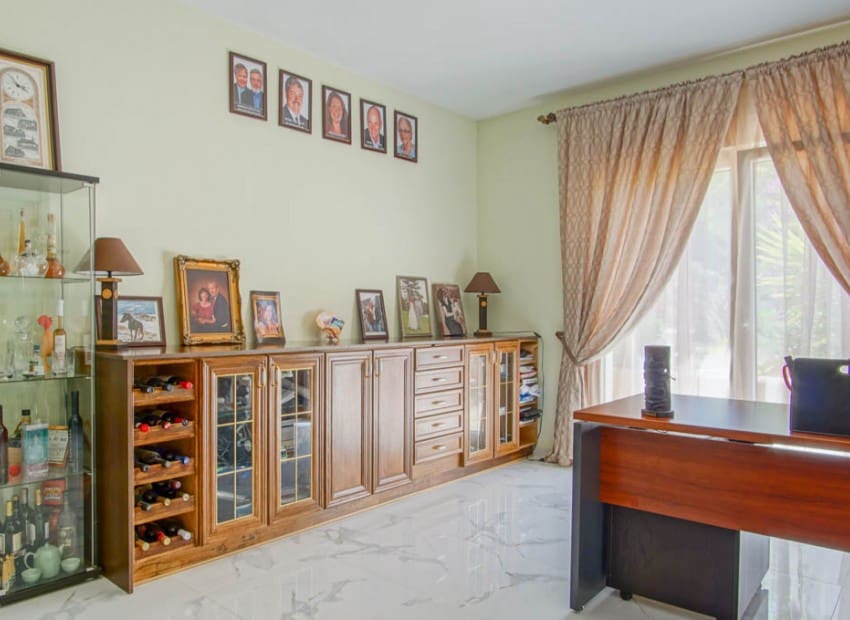 8 sypialnia Willa na sprzedaż w La Nucia z basenem - 2 500 000 € (Ref: 9500017)