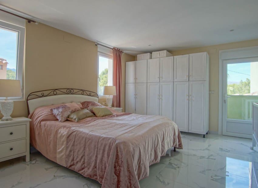 8 sypialnia Willa na sprzedaż w La Nucia z basenem - 2 500 000 € (Ref: 9500017)