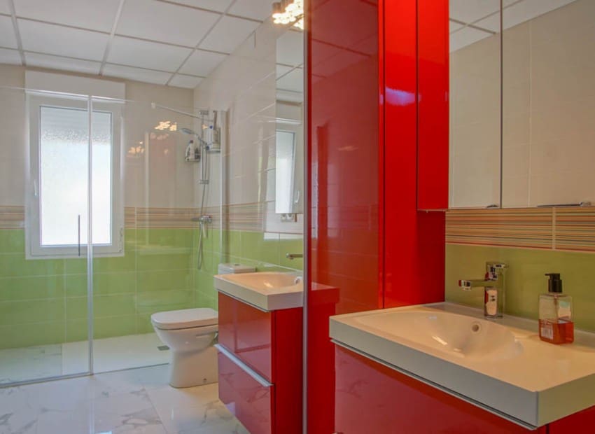 8 sypialnia Willa na sprzedaż w La Nucia z basenem - 2 500 000 € (Ref: 9500017)