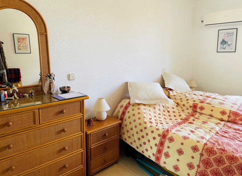 5 bedroom Villa for rent in Altea with pool - € 1,700 (Ref: 9503011)