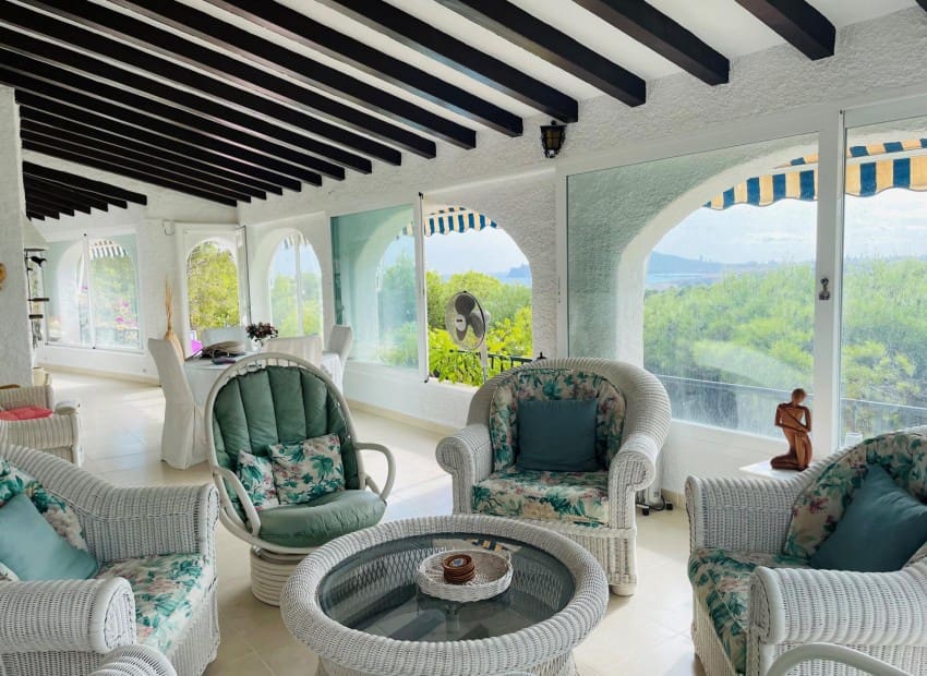 5 bedroom Villa for rent in Altea with pool - € 1,700 (Ref: 9503011)