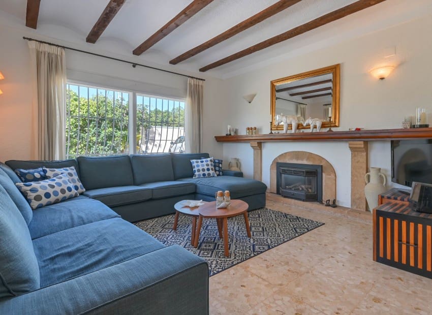 4 bedroom Villa for sale in Javea / Xabia with pool - € 749,000 (Ref: 9521463)