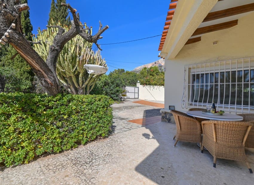 4 bedroom Villa for sale in Javea / Xabia with pool - € 749,000 (Ref: 9521463)