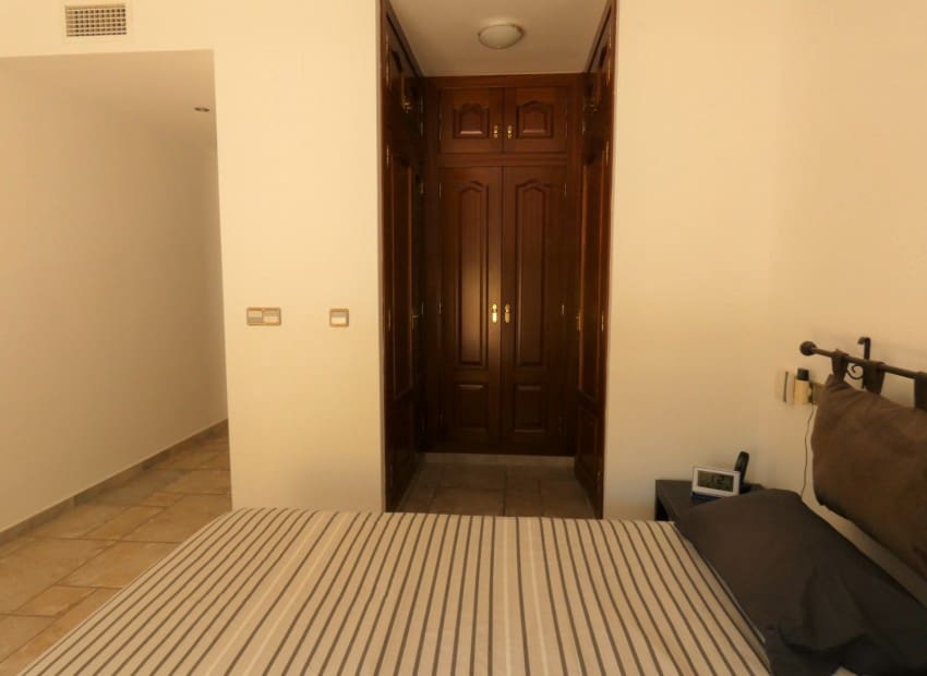 3 quarto Moradia para venda em Altea com piscina garagem - 690 000 € (Ref: 9523307)