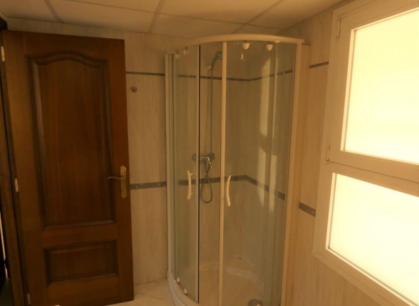 3 quarto Moradia para venda em Altea com piscina garagem - 690 000 € (Ref: 9523307)