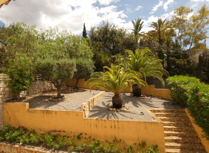 3 quarto Moradia para venda em Altea com piscina garagem - 690 000 € (Ref: 9523307)