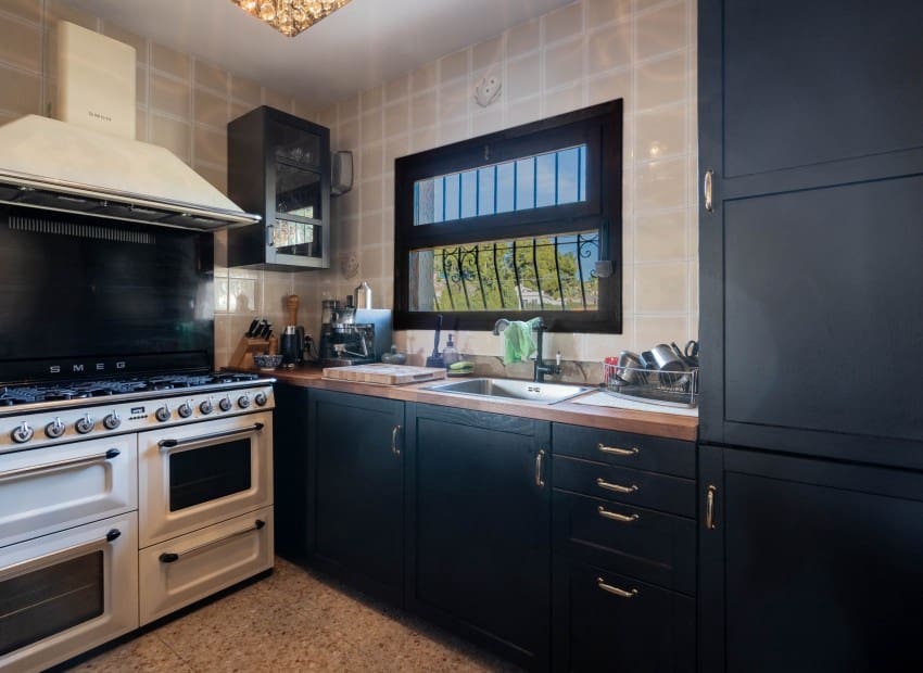 3 slaapkamer Villa te koop in Montemar met zwembad - € 610.000 (Ref: 9525739)