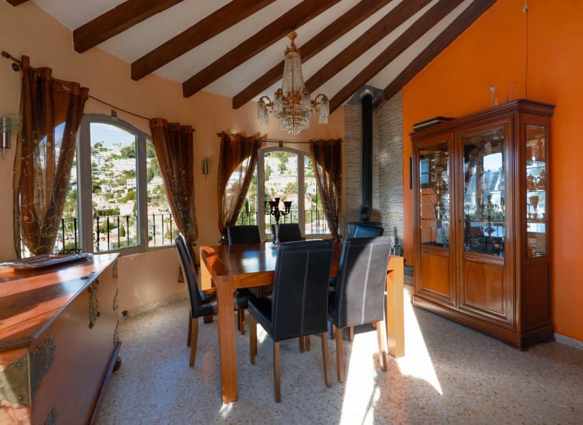 3 slaapkamer Villa te koop in Montemar met zwembad - € 610.000 (Ref: 9525739)