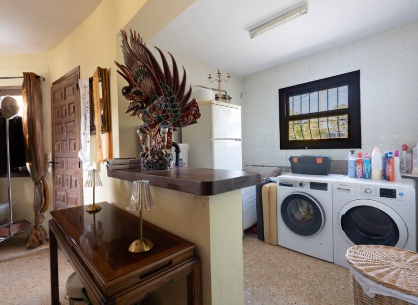 3 slaapkamer Villa te koop in Montemar met zwembad - € 610.000 (Ref: 9525739)