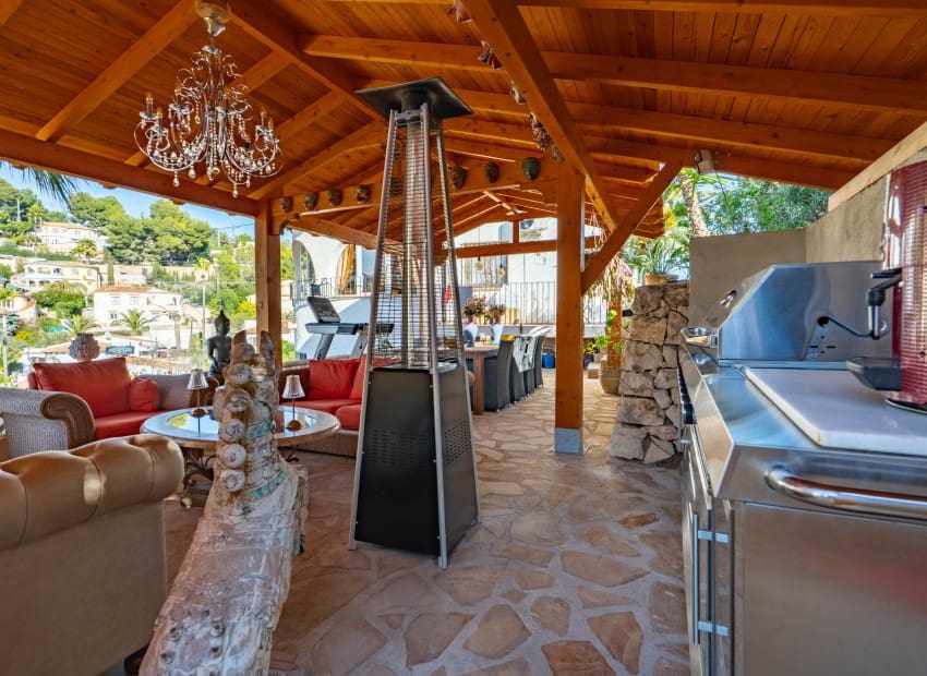 3 slaapkamer Villa te koop in Montemar met zwembad - € 610.000 (Ref: 9525739)