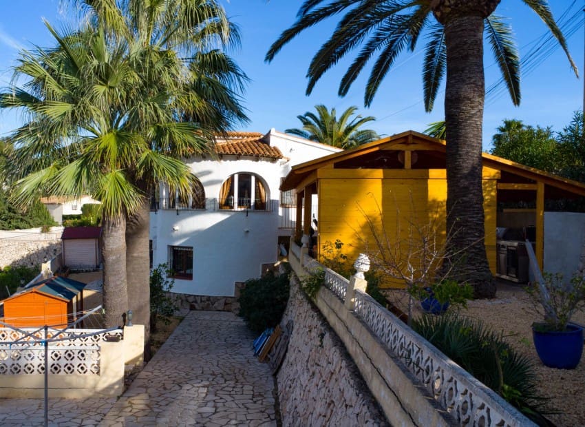 3 slaapkamer Villa te koop in Montemar met zwembad - € 610.000 (Ref: 9525739)