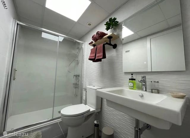 3 makuuhuone Huoneisto myytävänä paikassa Balcón de Finestrat - Terra Marina, Finestrat mukana uima-altaan 
autotalli - 379 000 € (Ref: 9529118)