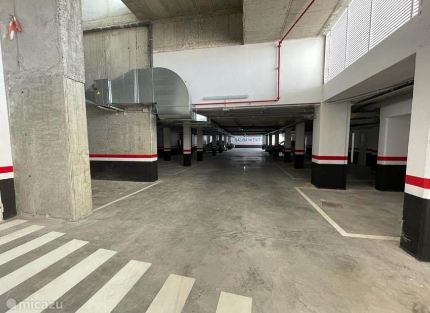 3 makuuhuone Huoneisto myytävänä paikassa Finestrat mukana uima-altaan 
autotalli - 379 000 € (Ref: 9529118)