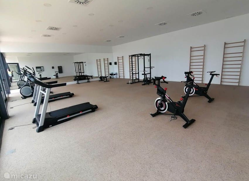 3 makuuhuone Huoneisto myytävänä paikassa Finestrat mukana uima-altaan 
autotalli - 379 000 € (Ref: 9529118)