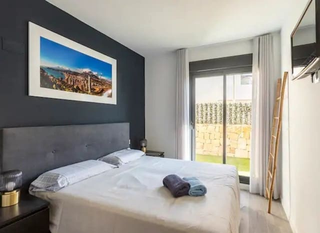 3 makuuhuone Huoneisto myytävänä paikassa Balcón de Finestrat - Terra Marina, Finestrat mukana uima-altaan 
autotalli - 379 000 € (Ref: 9529118)