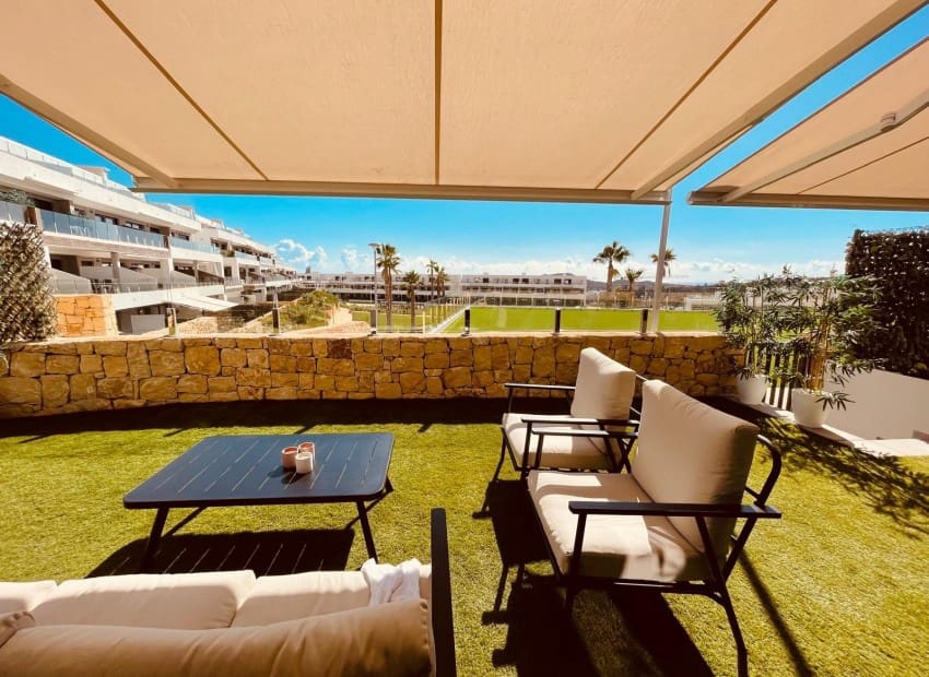 3 makuuhuone Huoneisto myytävänä paikassa Finestrat mukana uima-altaan 
autotalli - 379 000 € (Ref: 9529118)