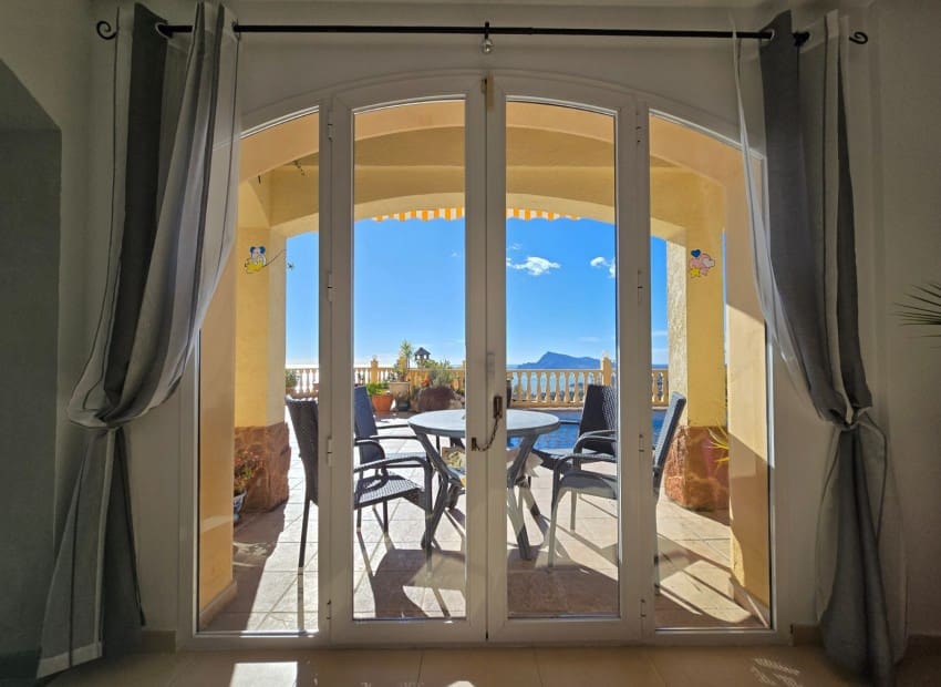 5 quarto Moradia para venda em Altea com piscina garagem - 1 200 000 € (Ref: 9534607)