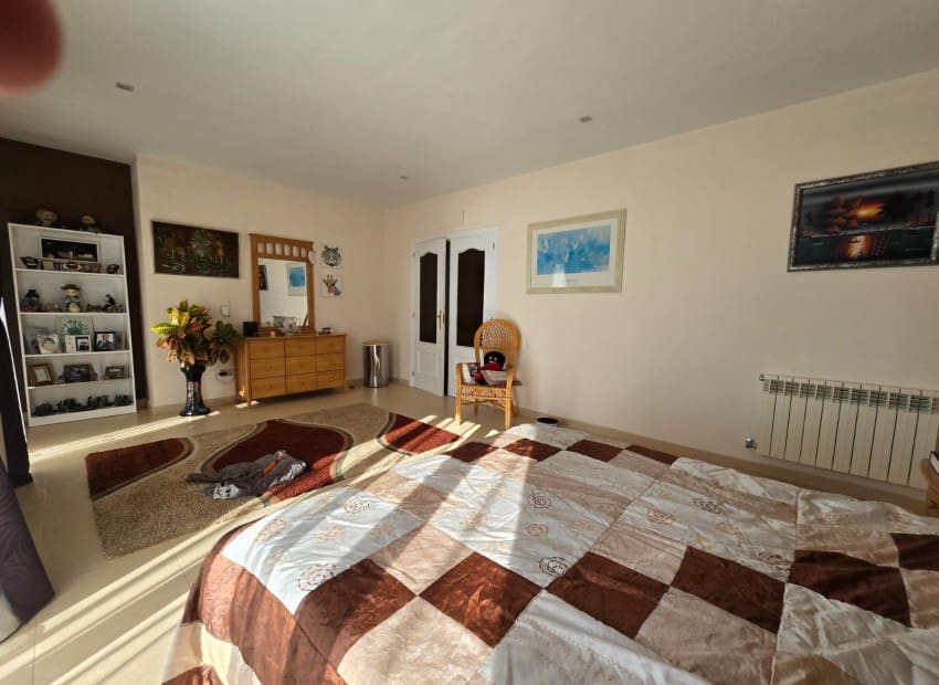 5 quarto Moradia para venda em Altea com piscina garagem - 1 200 000 € (Ref: 9534607)