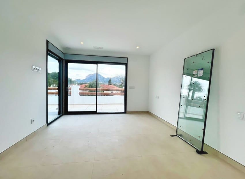 4 sovrum Villa till salu i Albir med pool garage - 1 195 000 € (Ref: 9539524)