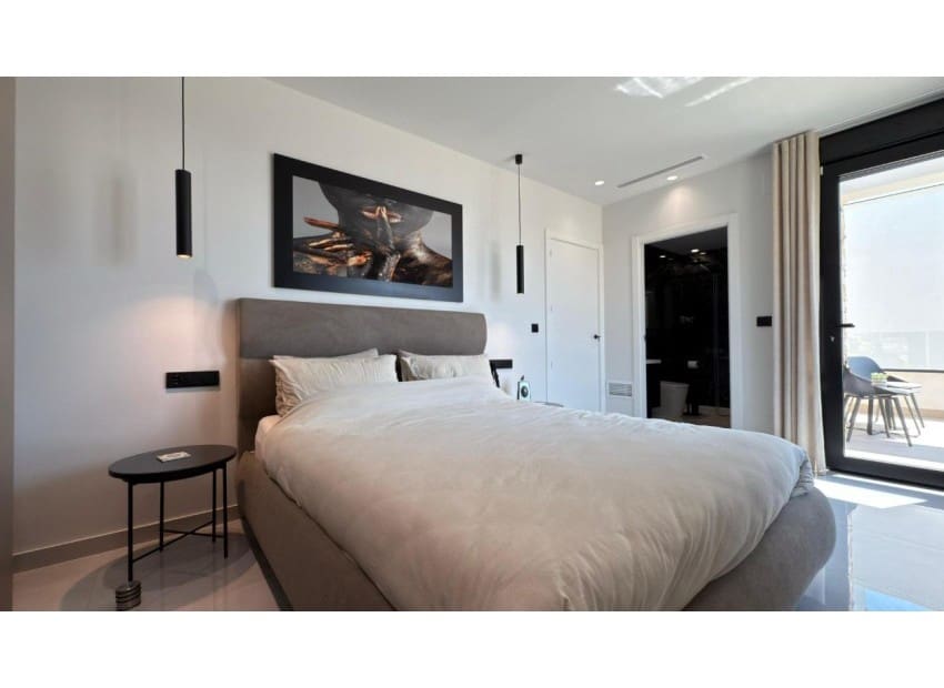 3 quarto Moradia para venda em Finestrat com piscina - 680 000 € (Ref: 9550063)