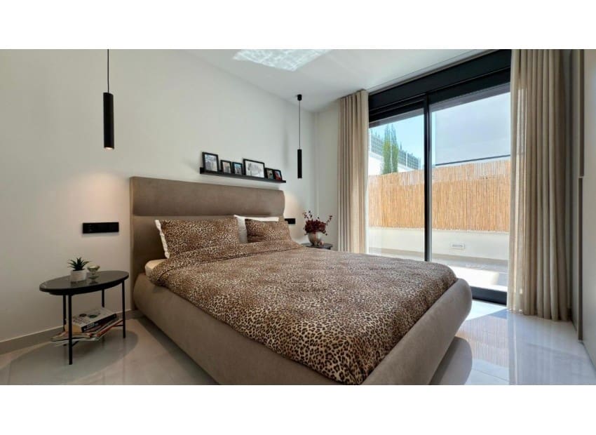 3 quarto Moradia para venda em Finestrat com piscina - 680 000 € (Ref: 9550063)