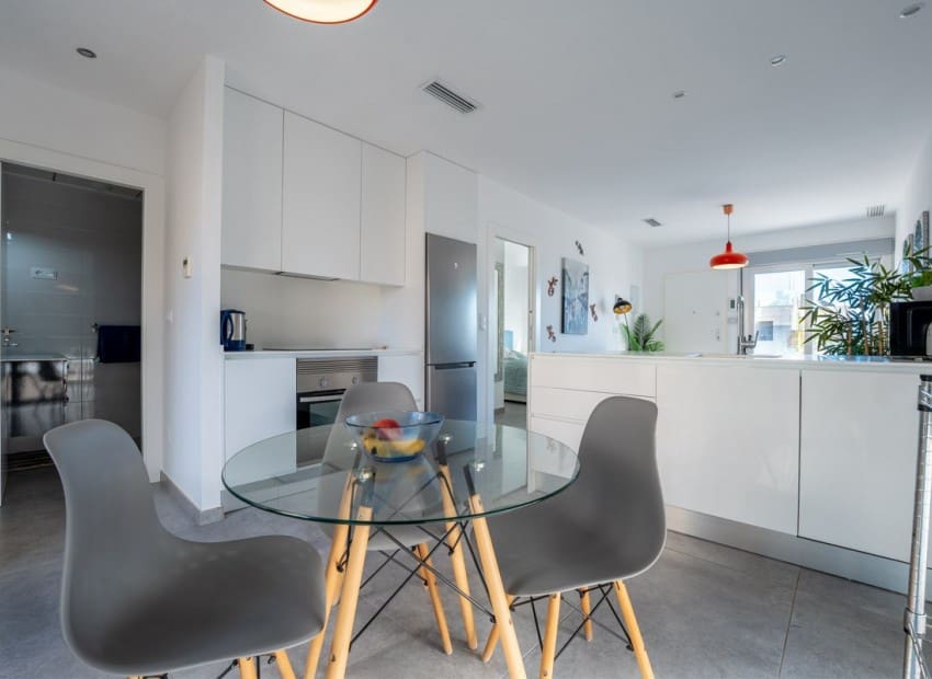 2 sovrum Semi-fristående Villa till salu i Pilar de la Horadada med pool - 229 900 € (Ref: 9553129)