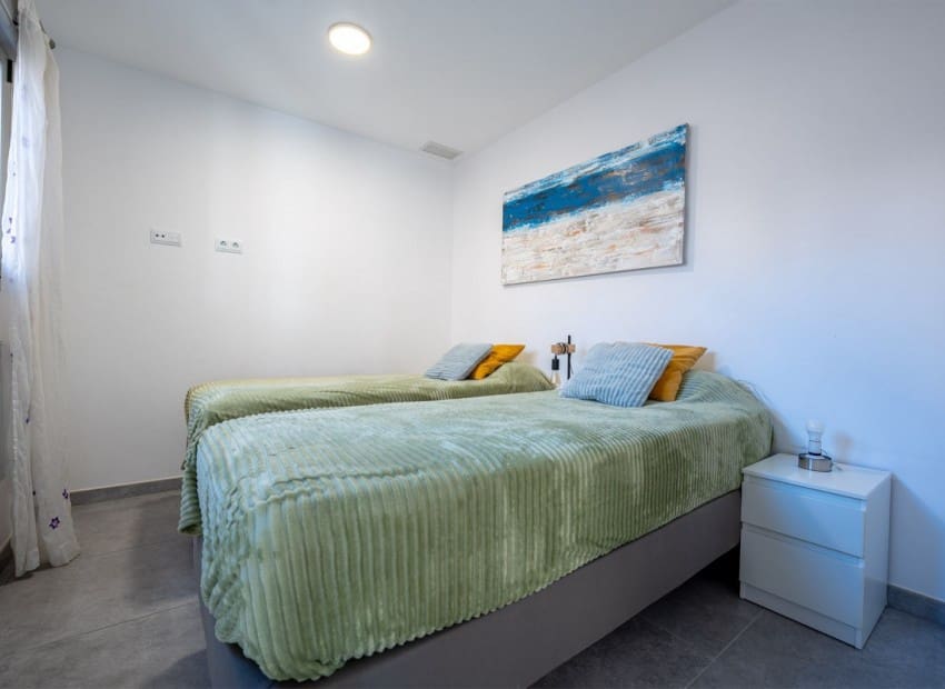 2 sovrum Semi-fristående Villa till salu i Pilar de la Horadada med pool - 229 900 € (Ref: 9553129)