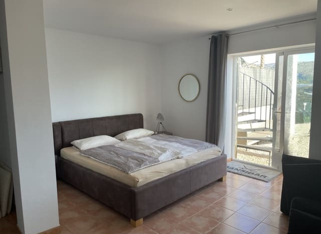 3 makuuhuone Omakotitalo myytävänä paikassa Callosa d'En Sarrià mukana uima-altaan - 315 000 € (Ref: 9563922)